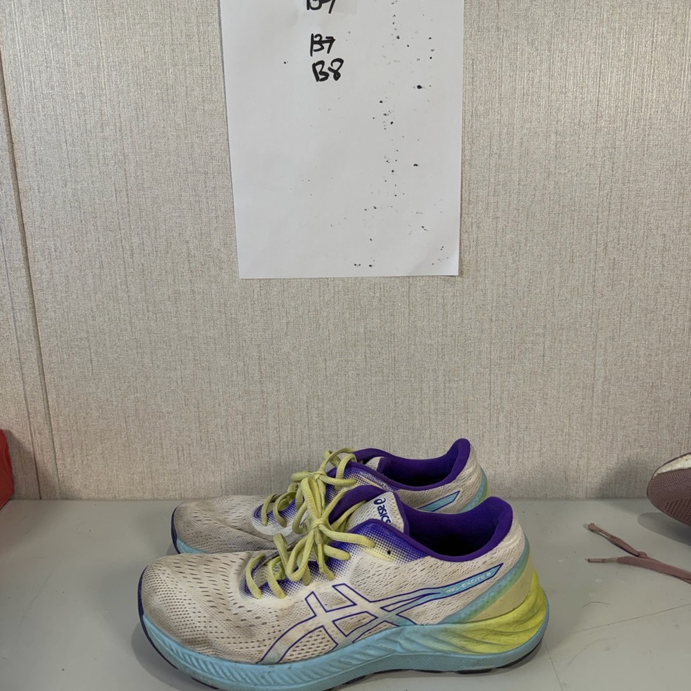 Size 10 - ASICS GEL-Excite 8‎ White - Picture 7 of 14